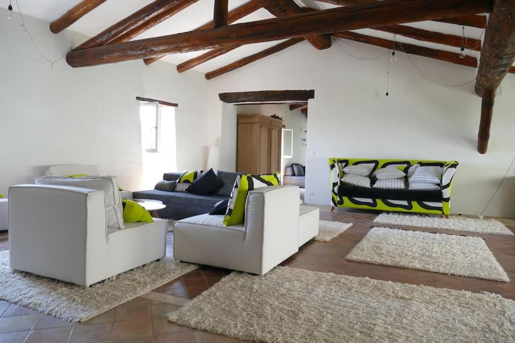Photo of Livingroom in Colognac