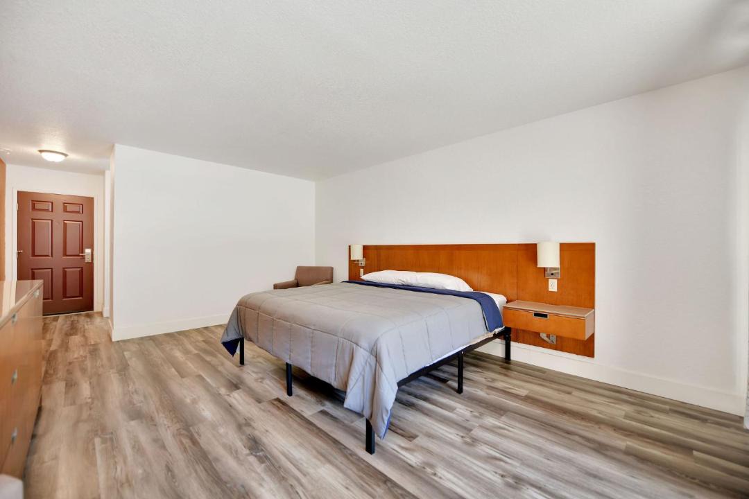 Photo of Bedroom in Glencoe