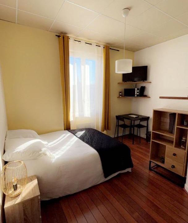 Photo of Bedroom in Courlancy