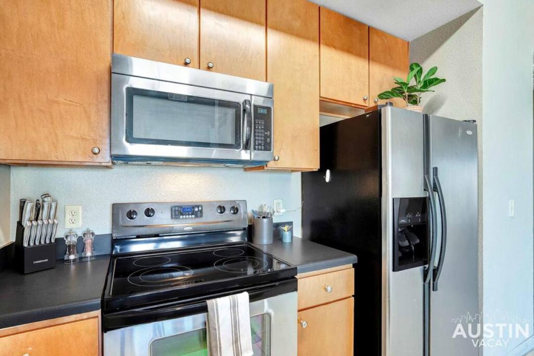 Photo of Kitchen in West Campus