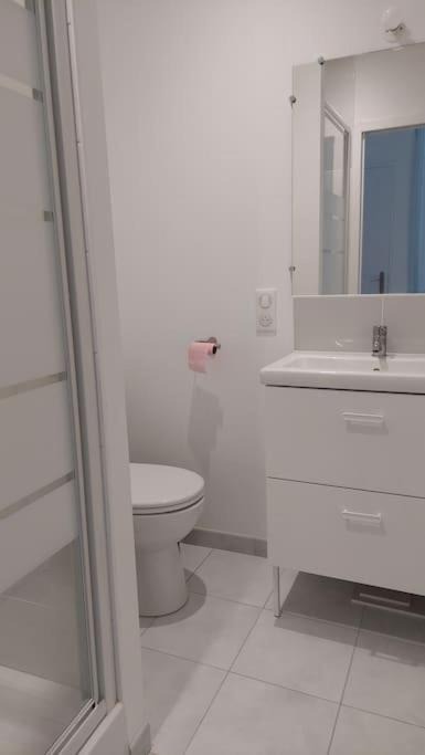 Photo of Bathroom in Richebourg - Saint-Clement