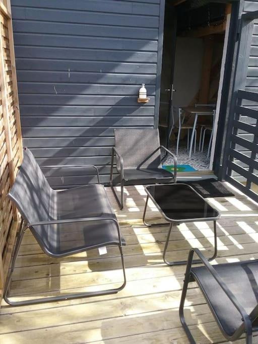 Photo of Patio Balcony in Plouer-sur-Rance