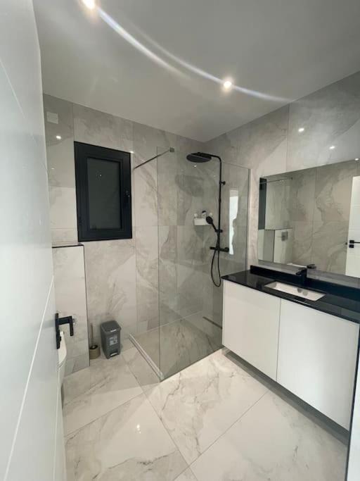 Photo of Kitchen in Plomelin