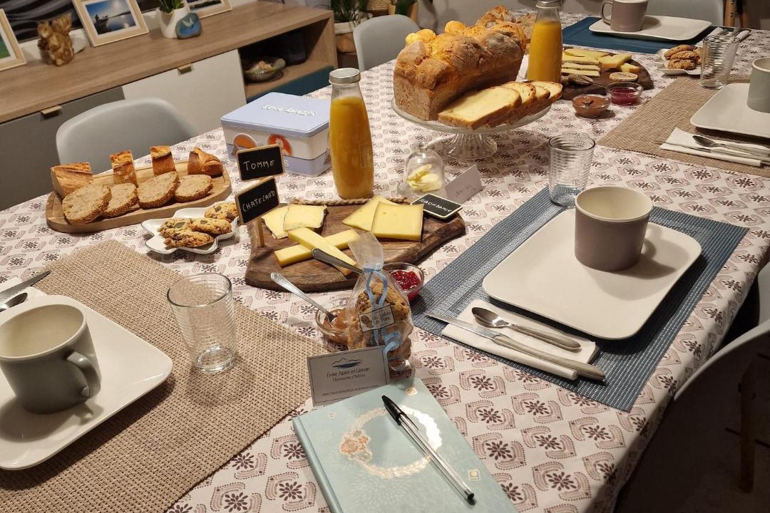 Photo of Others in Publier