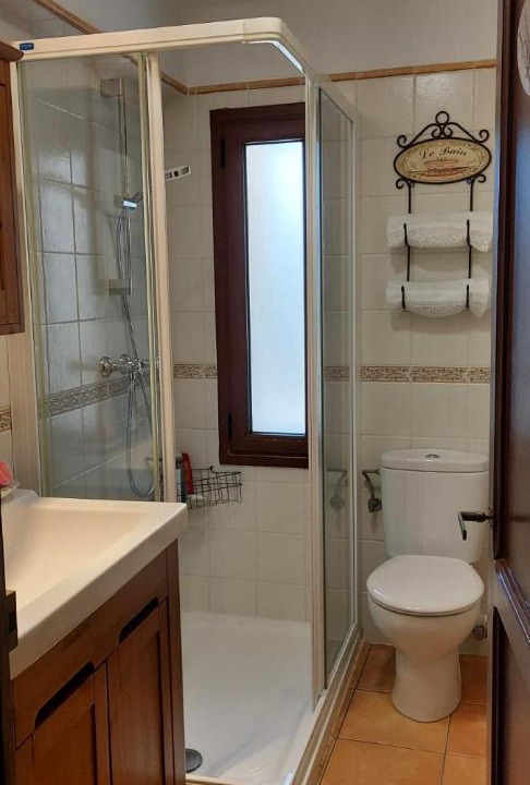 Photo of Bathroom in Arfa