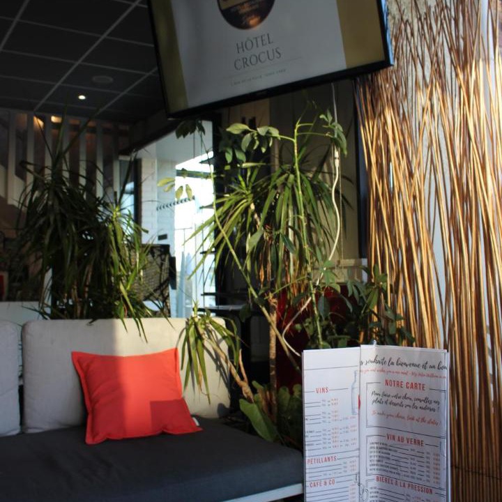 Photo of Others in Folie-Couvrechef