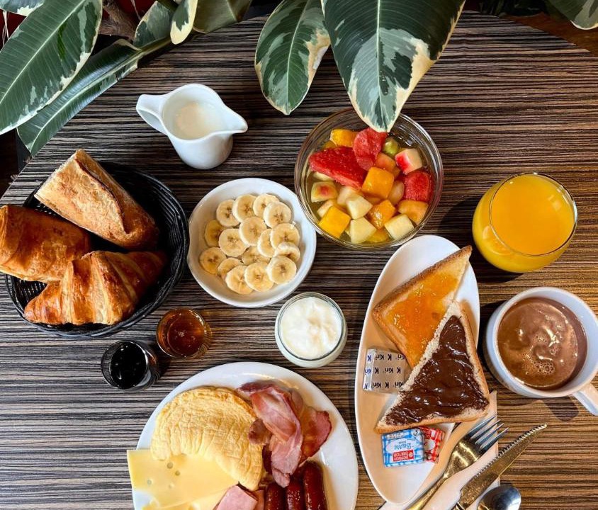 Photo of Others in Folie-Couvrechef