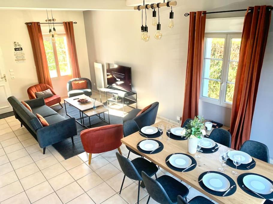 Photo of Livingroom in Noizay
