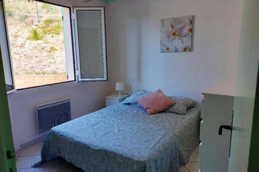 Photo of Bedroom in Saint-Nazaire