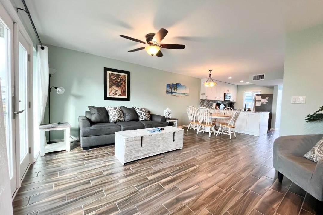 Photo of Livingroom in Key Allegro