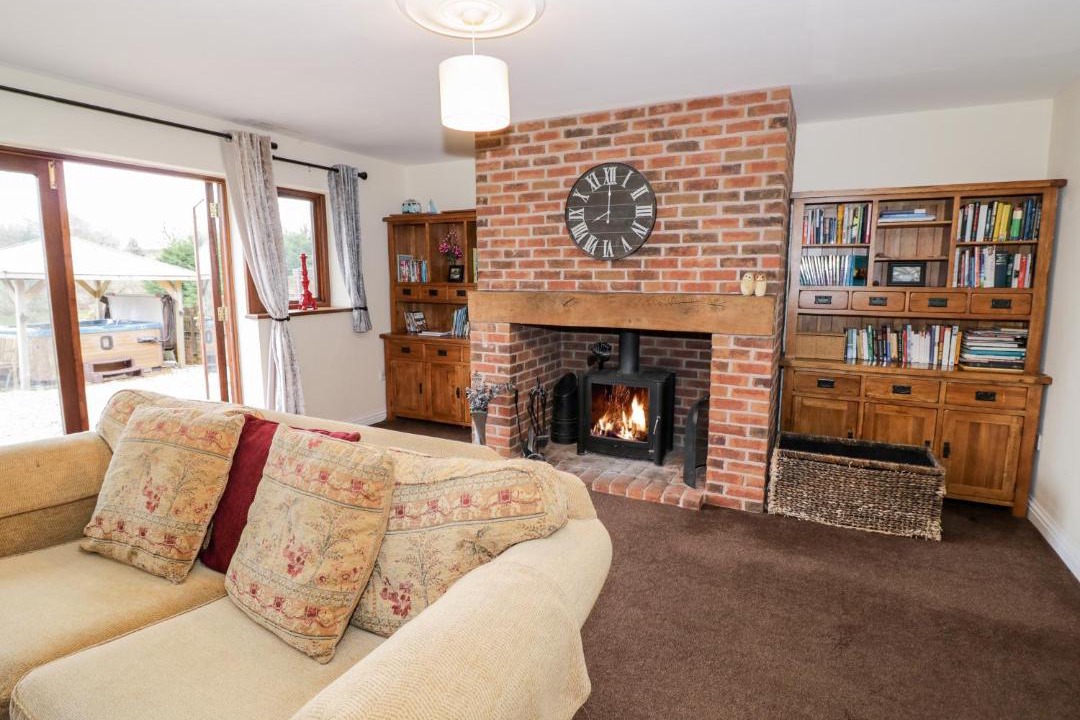 Photo of Livingroom in Shatterford