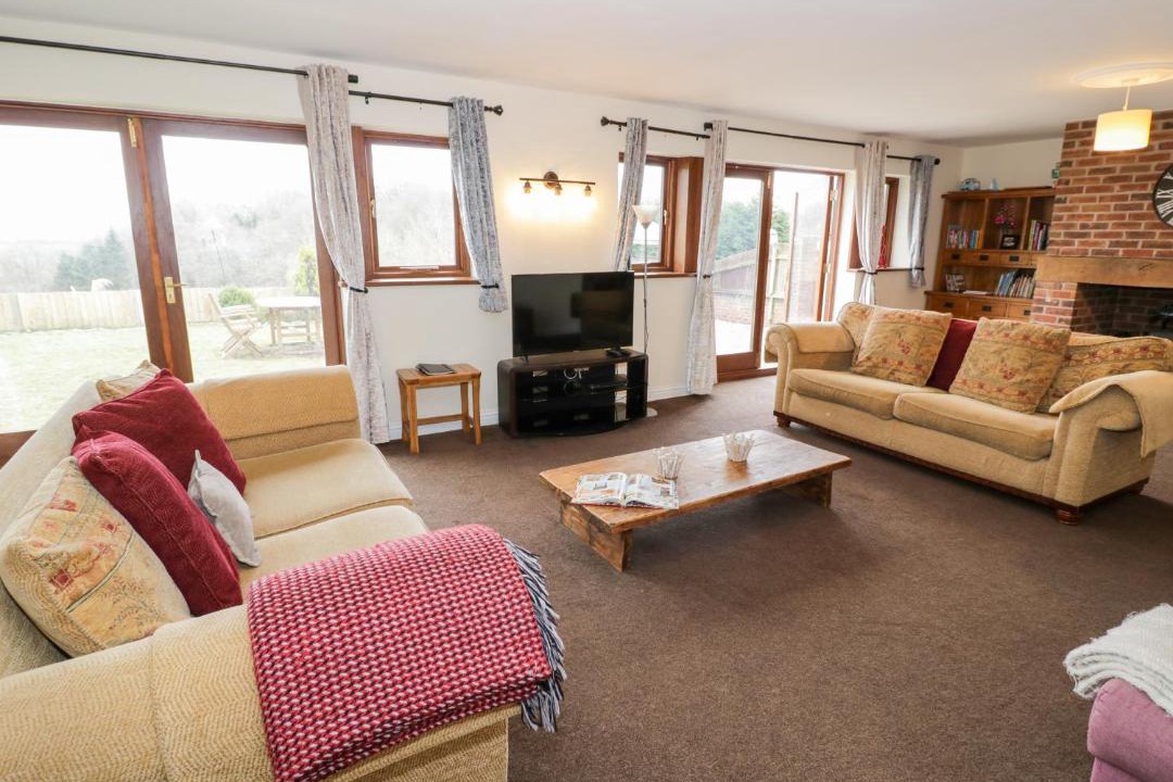 Photo of Livingroom in Shatterford