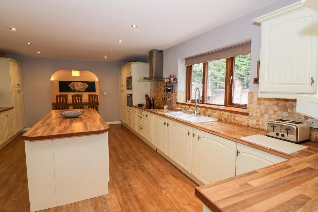 Photo of Others in Shatterford