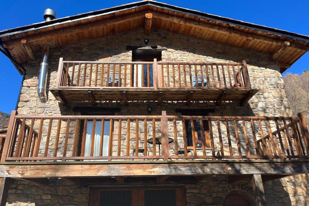 Photo of Buildings in Villec