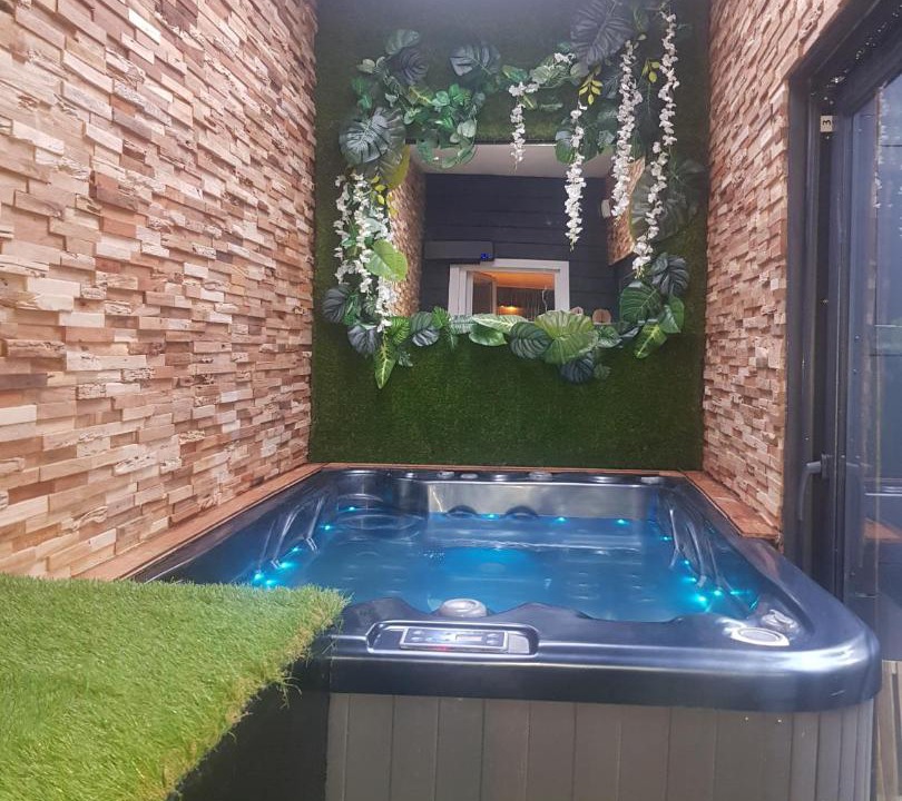 Photo of Others in Fives