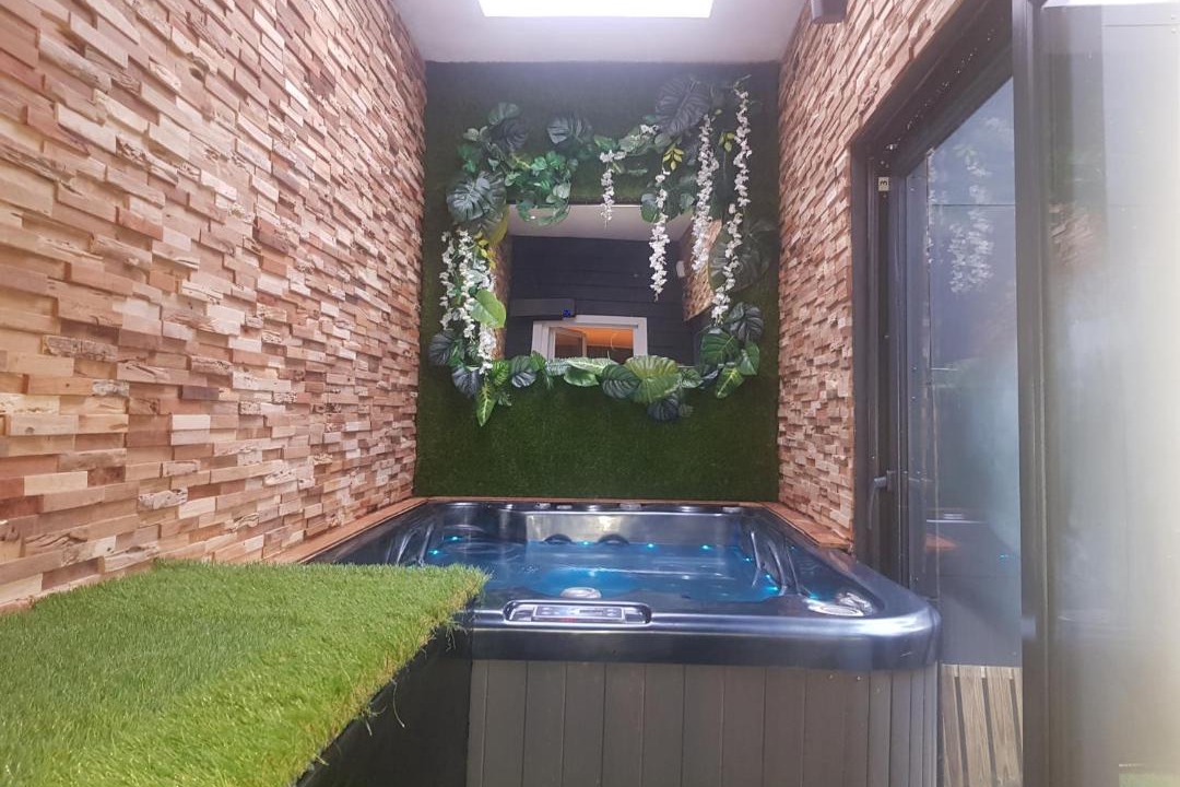 Photo of Others in Fives