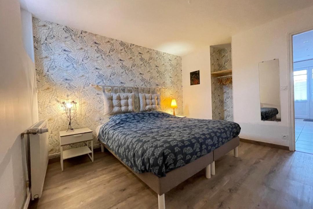 Photo of Bedroom in Marquise