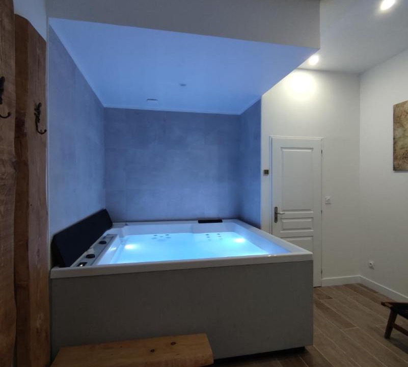 Photo of Others in Evry