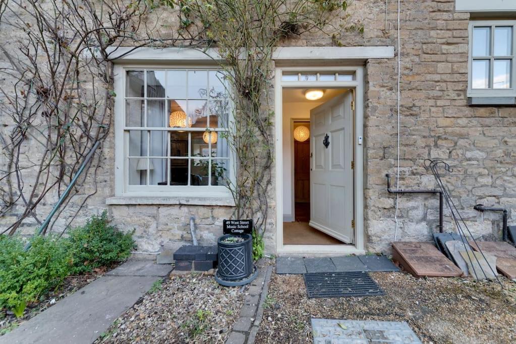 Photo of Buildings in Oundle