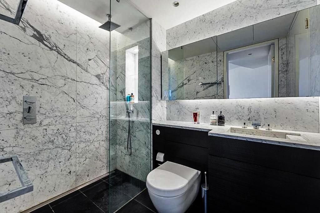 Photo of Others in Nine Elms