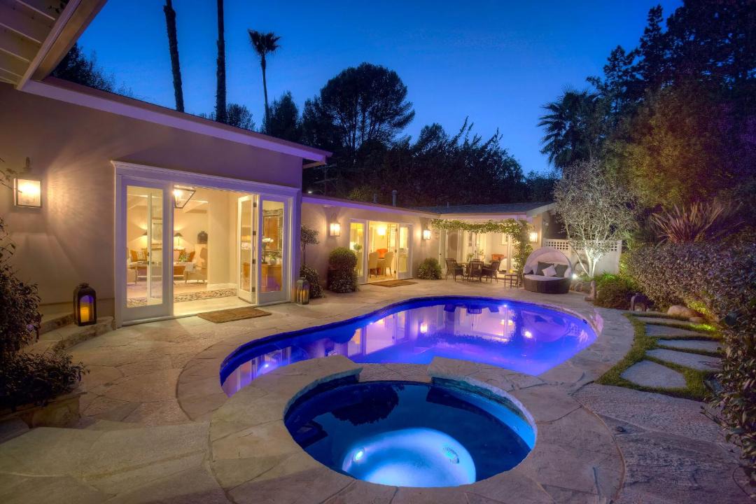 Photo of Outdoor in Beverly Glen