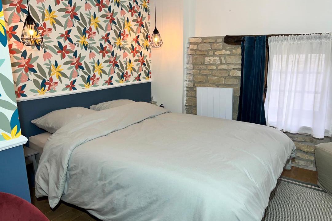 Photo of Bedroom in Nuits