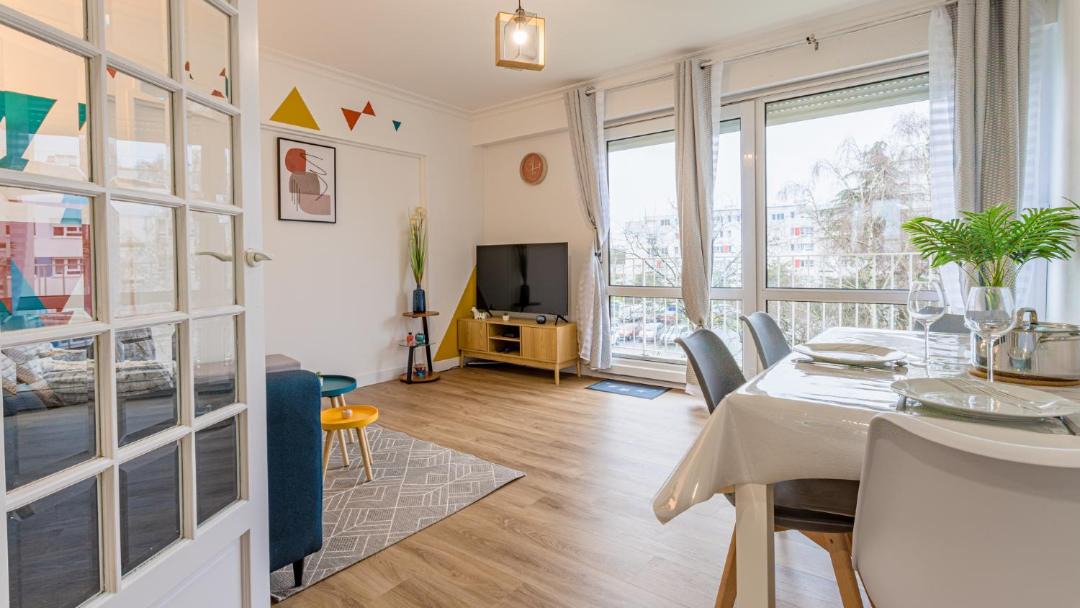 Photo of Livingroom in Laval