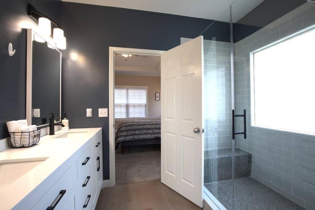 Photo of Others in Blue Springs