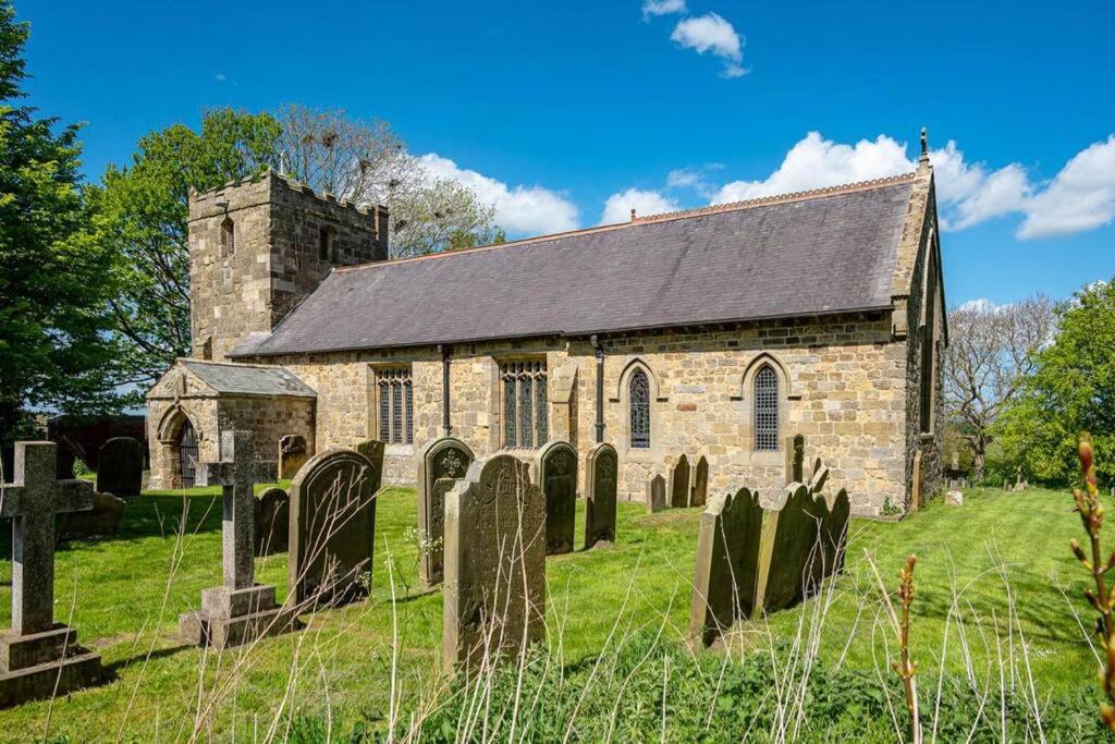 Photo of Buildings in Staxton