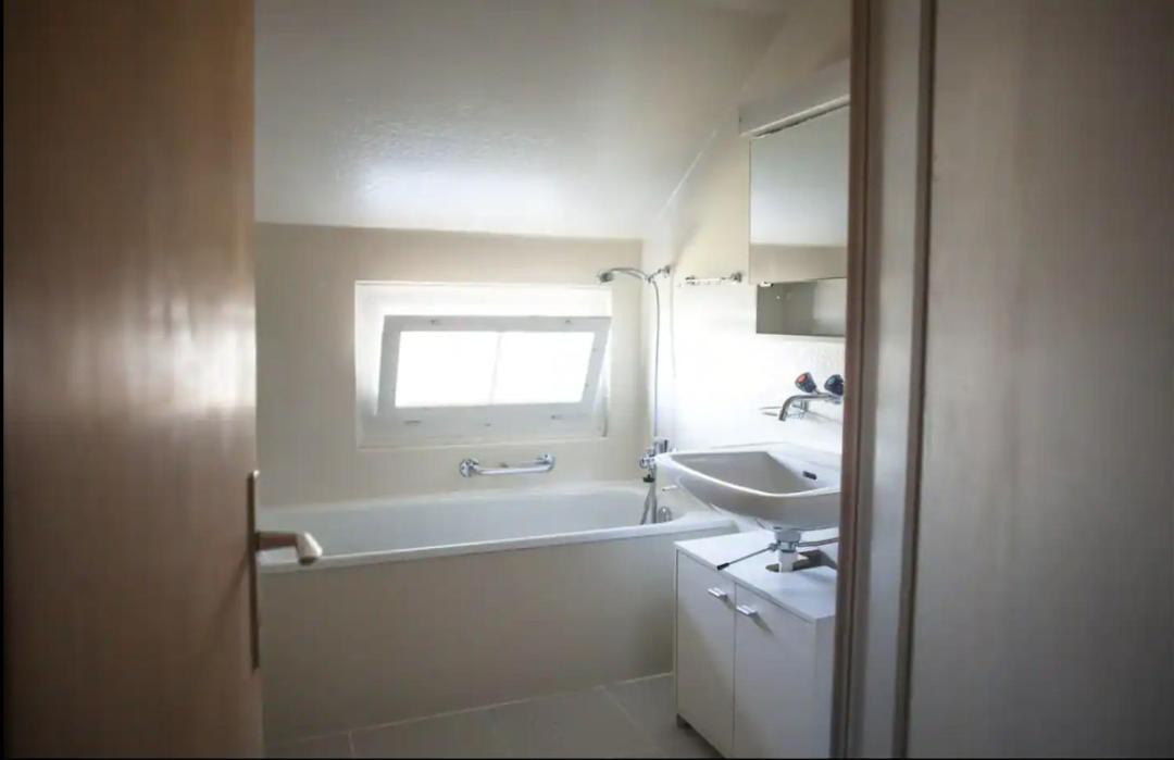 Photo of Bathroom in Krattigen