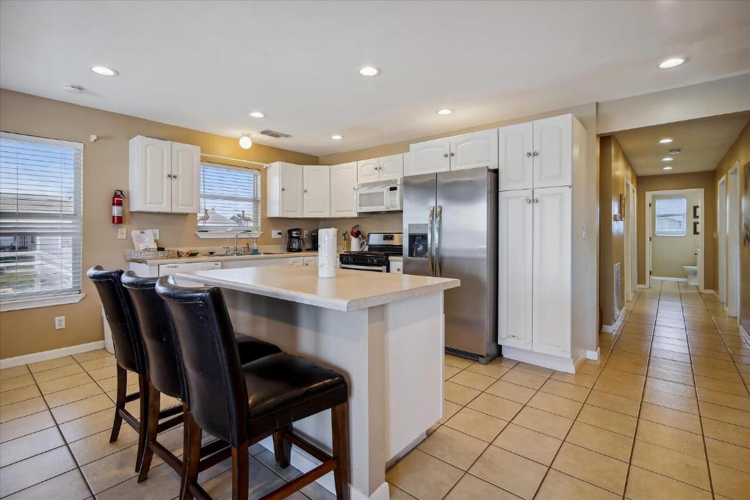 Photo of Kitchen in Jamaica Beach