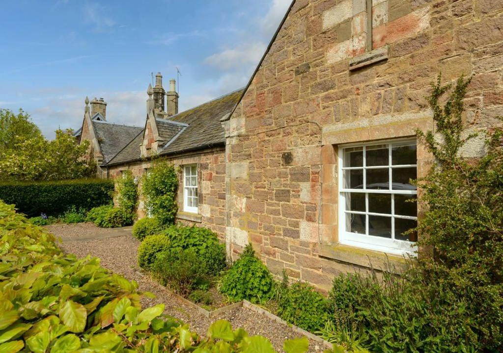 Photo of Buildings in Dirleton