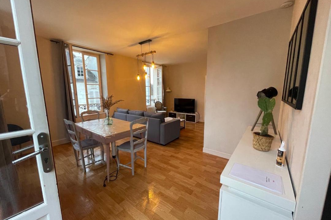 Photo of Others in Saint-Bris-le-Vineux