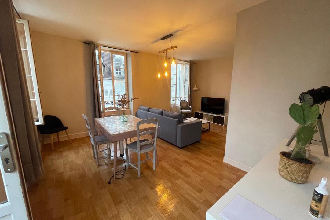 Photo of Others in Saint-Bris-le-Vineux