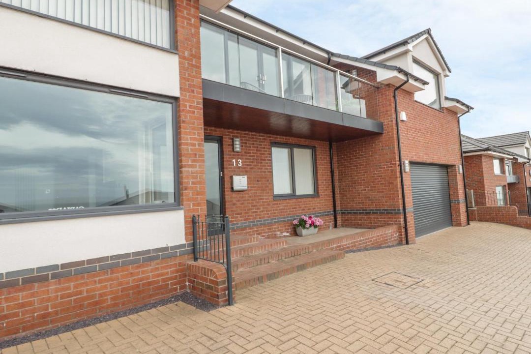 Photo of Others in Llanddulas