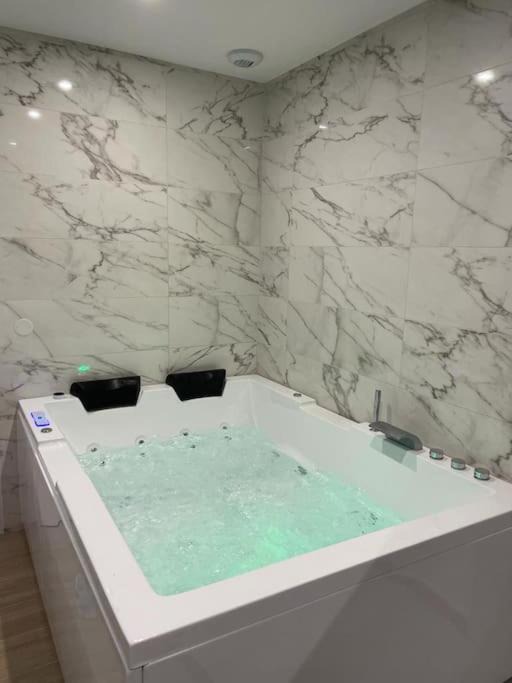 Photo of Bathroom in Evreux