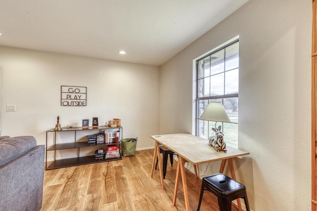 Photo of Livingroom in Liberty Hill