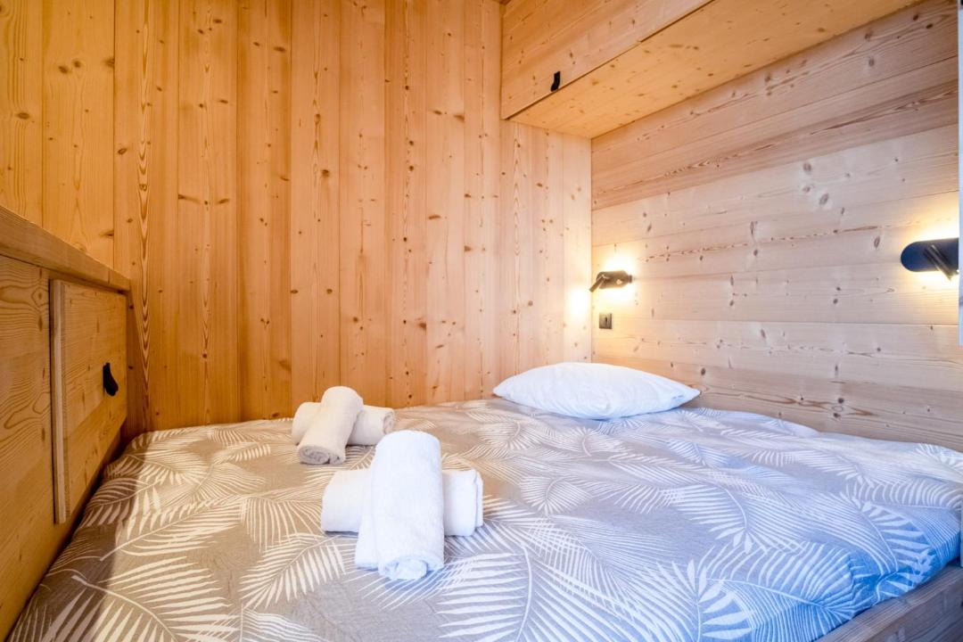 Photo of Bedroom in Eclose-Est