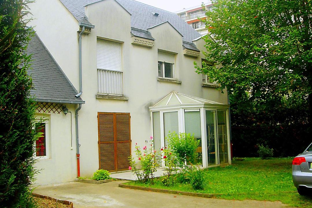 Photo of Others in Villejuif