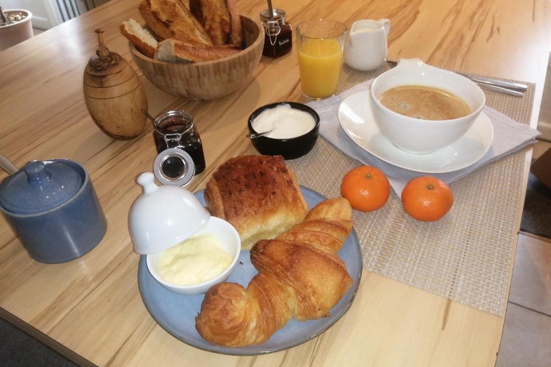 Photo of Others in Dollon