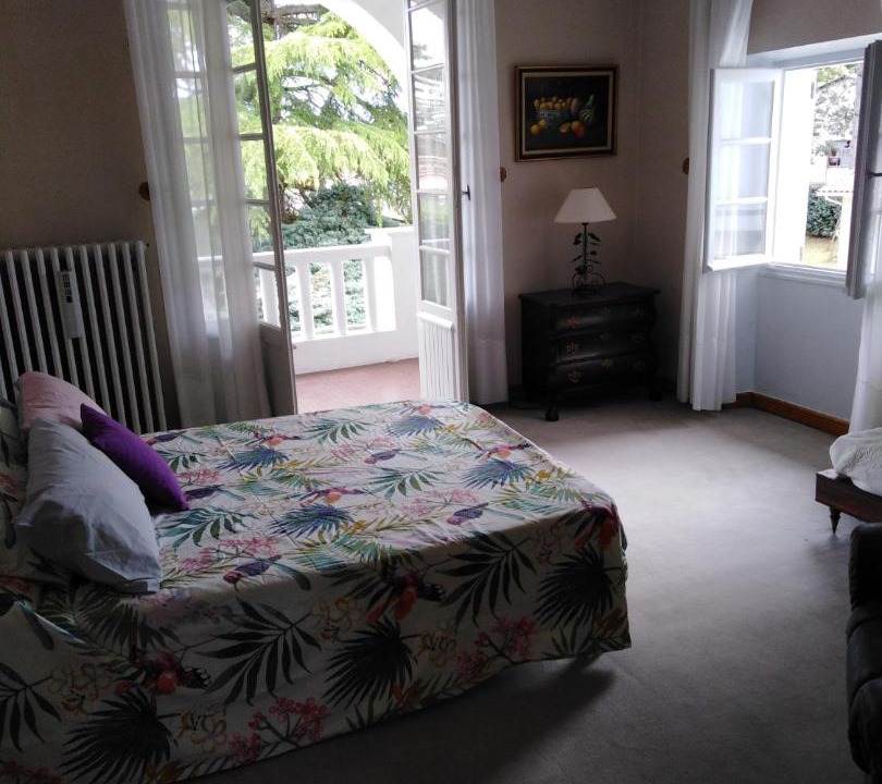 Photo of Bedroom in Sainte-Livrade-sur-Lot