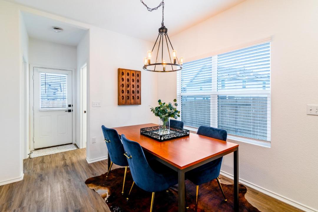 Photo of Livingroom in Stony Ridge North