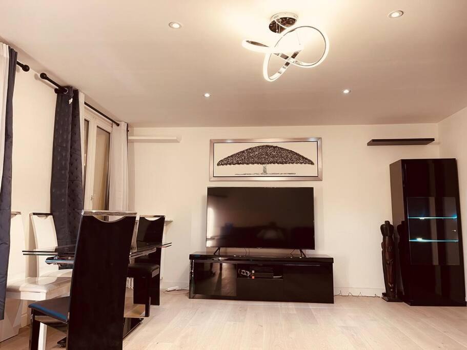 Photo of Livingroom in Saint-Gratien