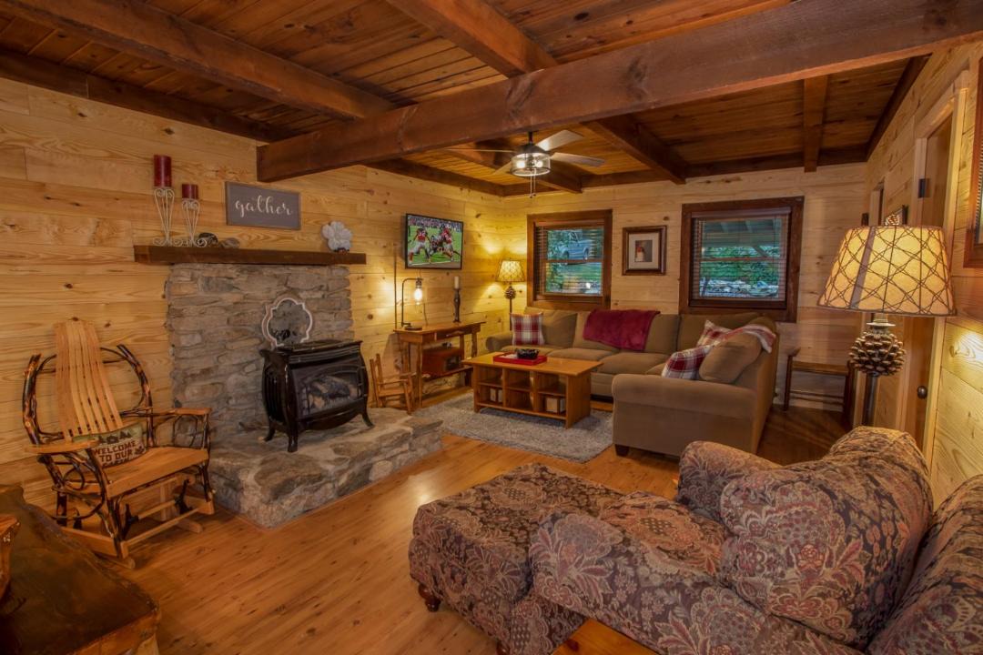 Photo of Livingroom in Boone