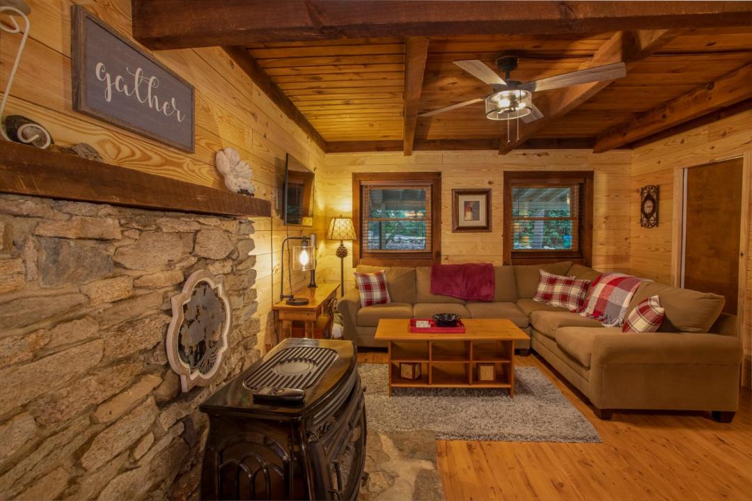 Photo of Livingroom in Boone