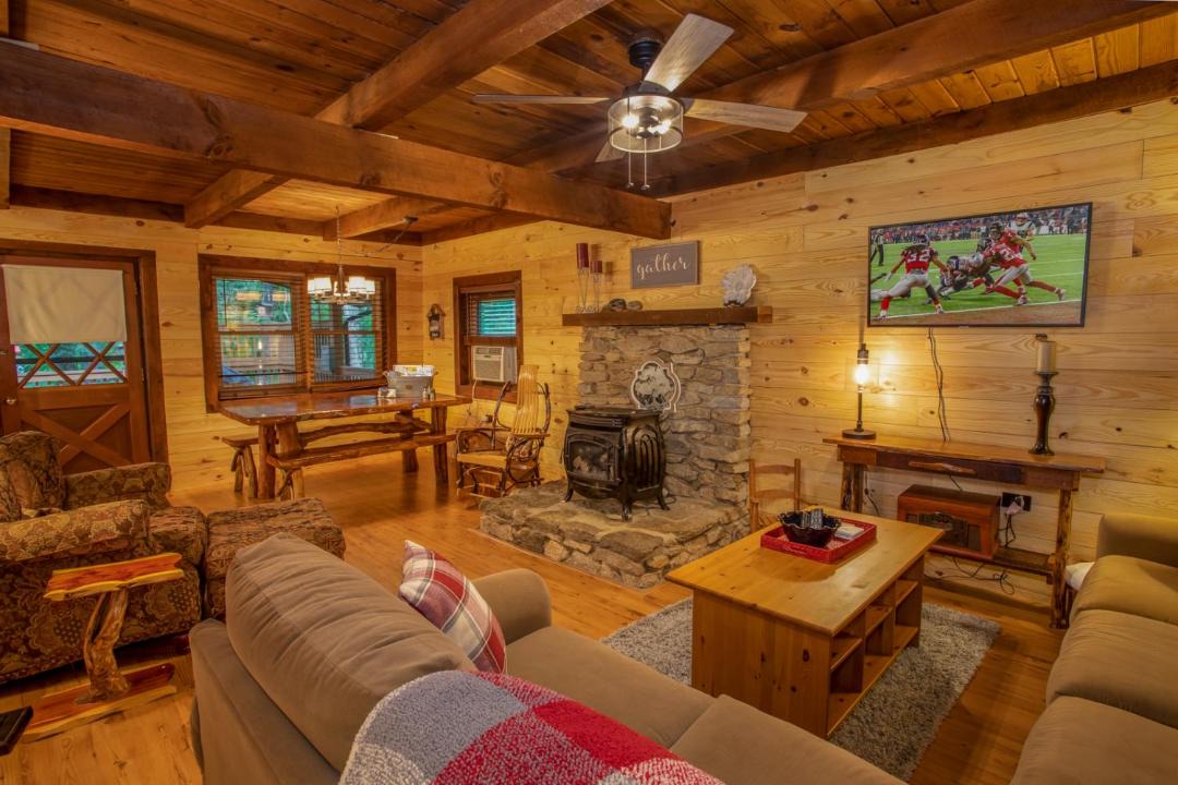 Photo of Livingroom in Boone