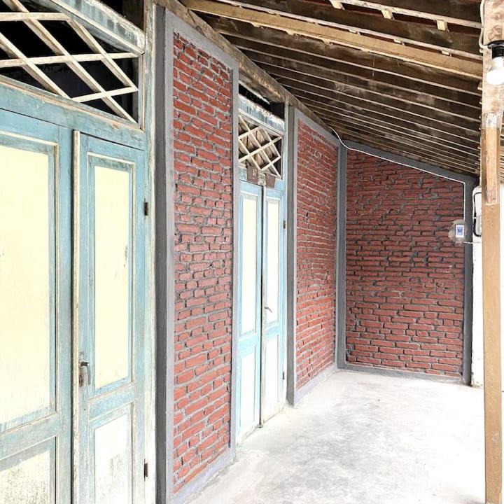 Photo of Buildings in Glenmore