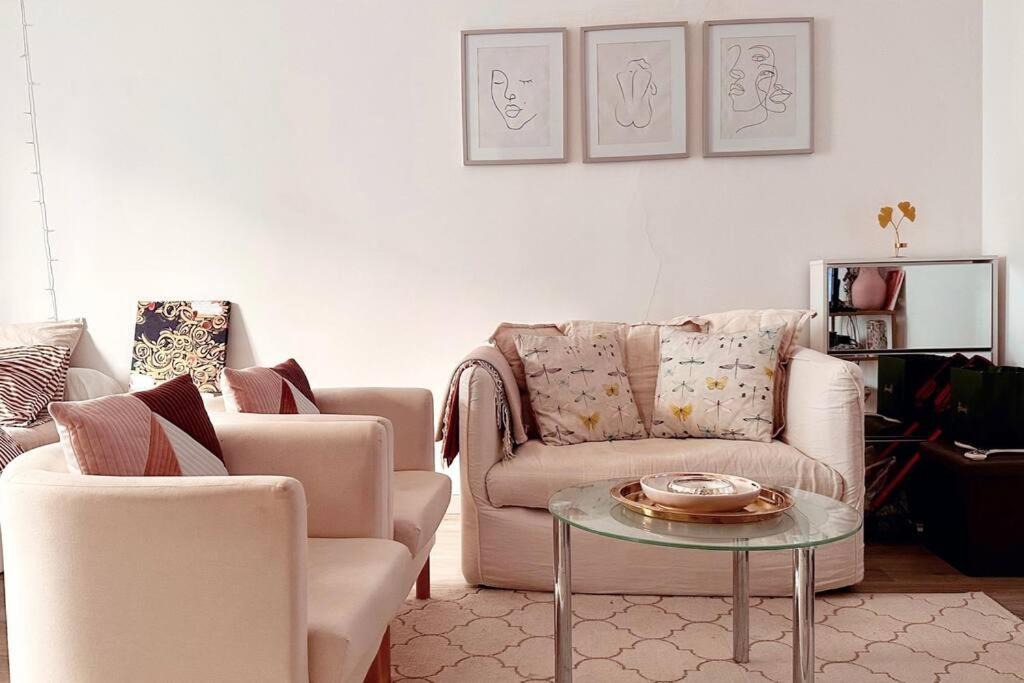 Photo of Livingroom in 12th Arrondissement