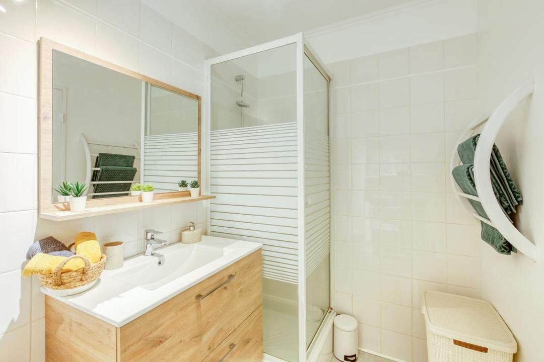 Photo of Bathroom in Longjumeau