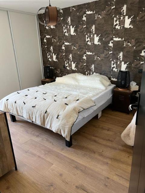 Photo of Bedroom in Saint-Chely-d'Aubrac